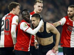 Feyenoord a la Final de la Copa de Países Bajos sin Santi Giménez