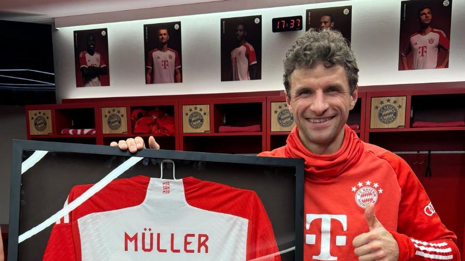 Thomas Müller acumula 500 victorias en partidos oficiales con el Bayern gracias al triunfo ante el Borussia Mönchengladach por 3-1.