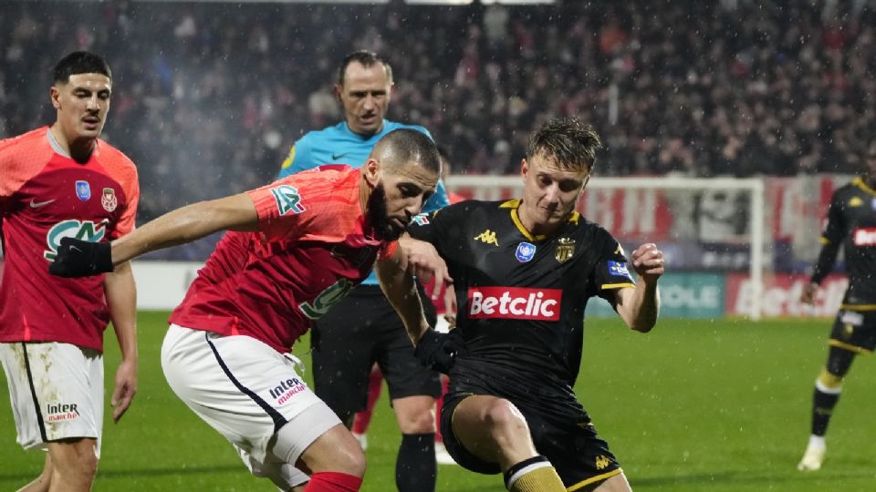 El Rouen, de la tercera división del fútbol francés, venció al Mónaco en tanda de penaltis tras empatar el encuentro.