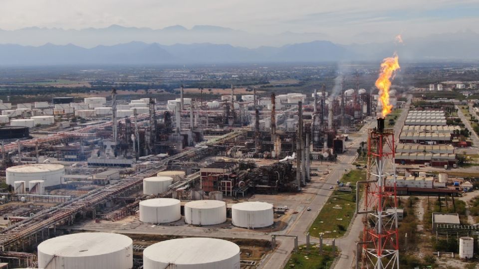 Refinería de Pemex en Cadereyta.
