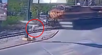 VIDEO: Muere mujer arrollada por tren en avenida Manuel L. Barragán, Escobedo