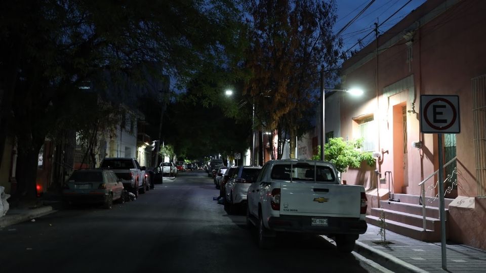 Calles del centro de Monterrey a oscuras