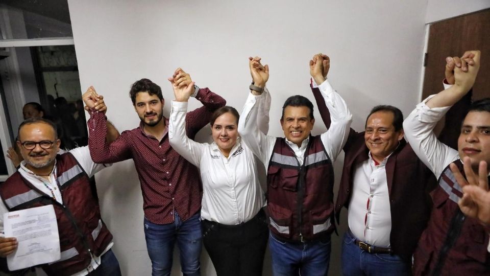 Eduardo Gattás Báez (cuarto de izquierda a derecha), candidato de Morena a la alcaldía de Cd. Victoria, Tamaulipas.