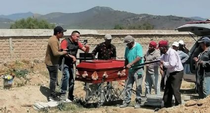 Abuelito paga su propio funeral con la Pensión del Bienestar