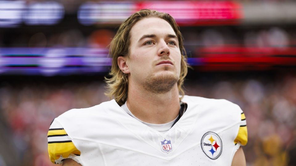 Los Steelers envían a Kenny Pickett a los Eagles