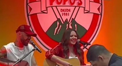 Jesse & Joy comen y cantan en taquería de San Nicolás de los Garza