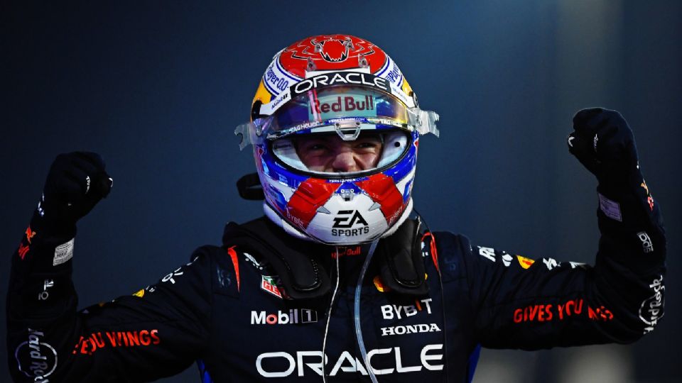 Max Verstappen ganó el Gran Premio de Baréin por delante de su compañero de equipo Sergio Pérez.