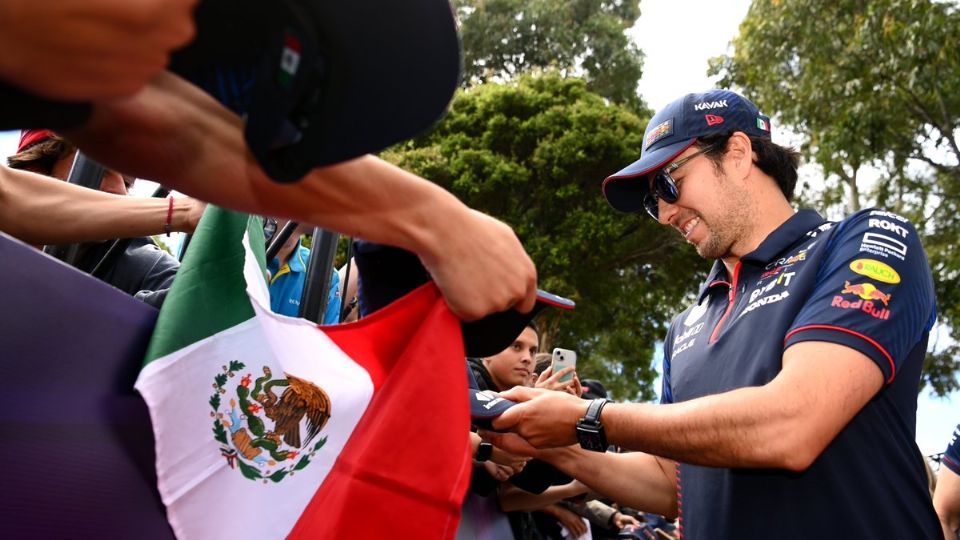 'Checo' Pérez reconoce que la carrera del año pasado en Albert Park fue caótica.