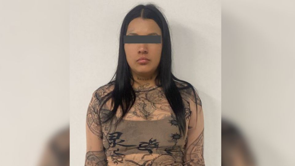 Mujer detenida en Juárez, NL.