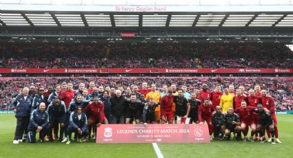 Fiesta en Anfield con el regreso de Torres y Gerrard y el homenaje a Sven-Göran Eriksson