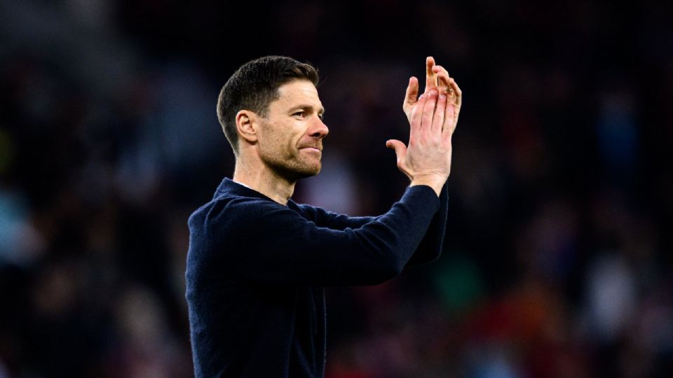 Xabi Alonso se siente feliz en el Bayer Leverkusen y quiere seguir desarrollando a los jugadores.