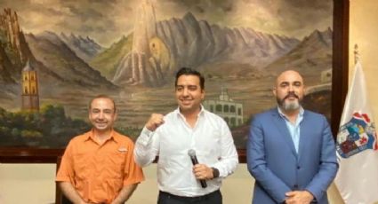 Pide licencia el alcalde de Santa Catarina para buscar reelección