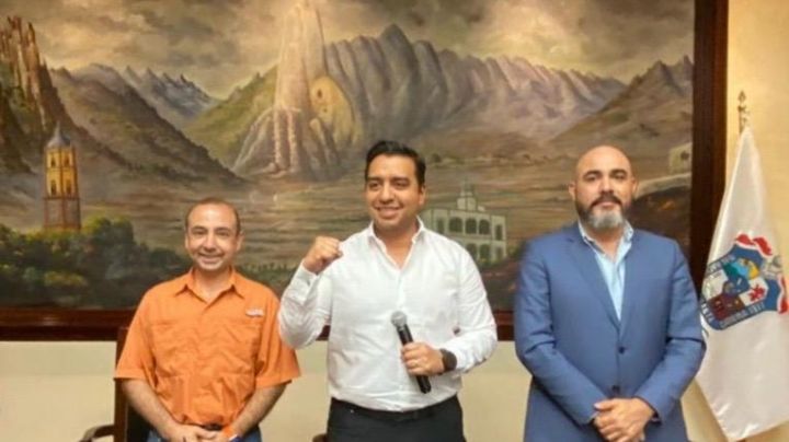 Pide licencia el alcalde de Santa Catarina para buscar reelección