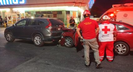 Asesinan a hombre mientras conducía su auto en Lázaro Cárdenas en Monterrey