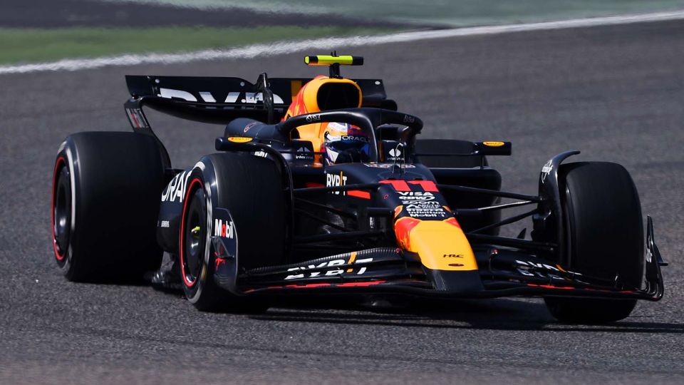 Checo Pérez queda tercer en última práctica en Arabia | @redbullracing