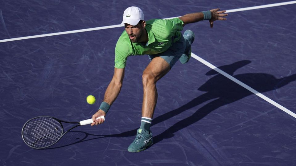 Novak Djokovic volvió este sábado a competir en Indian Wells cinco años después, venció con algunos apuros al australiano Aleksandar Vukic.