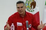 Alejandro 'Alito' Moreno defiende Adrián de la Garza de las acusaciones de MC