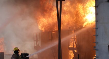 Bomberos de Nuevo León combaten 40 incendios en 24 horas