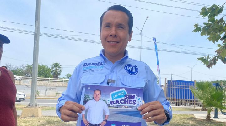 Promete Daniel Carrillo arreglar baches y mejorar las calles en San Nicolás