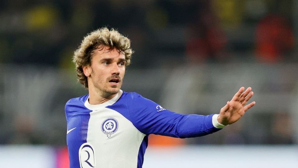 Antoine Griezmann reacciona durante el partido de vuelta de los cuartos de final de la UEFA Champions League entre el Borussia Dortmund y el Atletico Madrid.