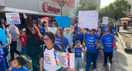 Marchan en NL por una mayor inclusión en el Día Mundial de la Concienciación del Autismo