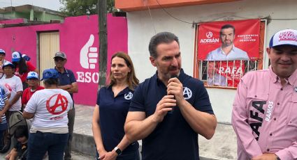 'Están desesperados'; señala Adrián a quienes dañan su propaganda