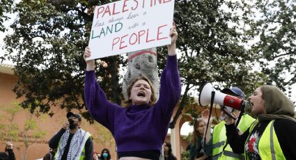 Detienen a estudiantes que protestaban a favor de Palestina en Texas y California