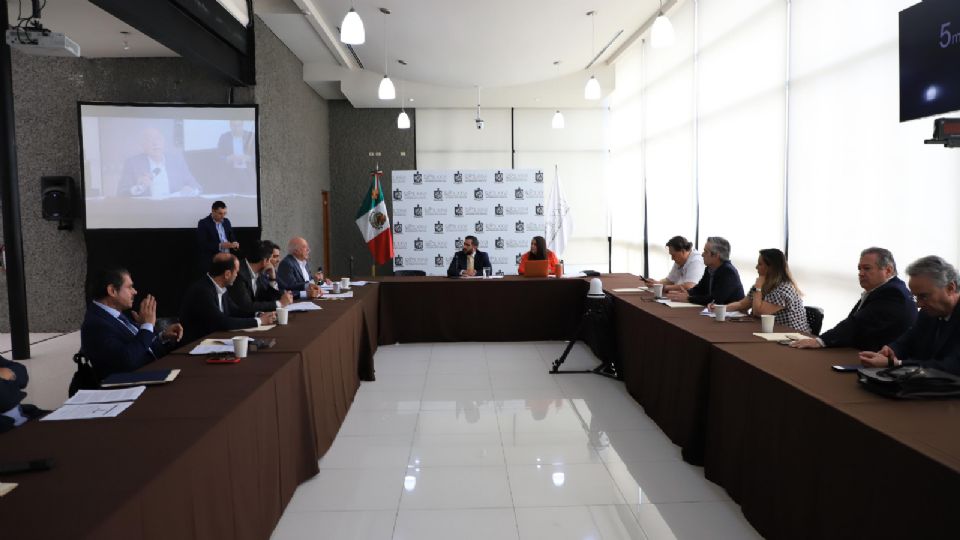 La mesa de trabajo se desarrolló en el Congreso de Nuevo León.