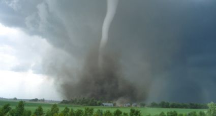 Alertan por posibles tornados y granizadas en Texas