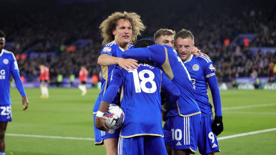 El Leicester ha ascendido a la Premier League tras la victoria del QPR sobre el Leeds.