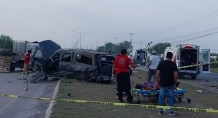 Muere mujer tras volcadura de camioneta en Salinas Victoria