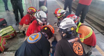 Hombre se lanza al paso del metro en la estación Cuauhtémoc