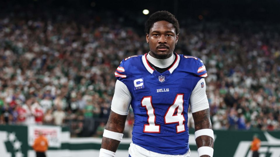 Stefon Diggs deja a los Bills y llega a los Texans.