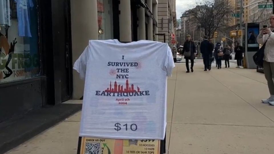 En solo dos horas venden camisetas con la leyenda 'Sobreviví al sismo en NY'