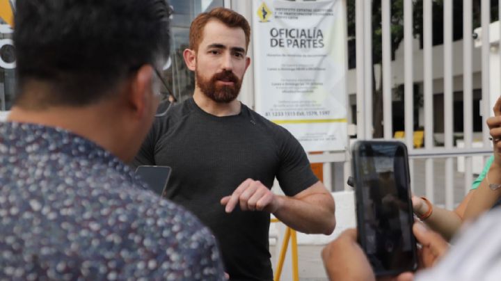 Mauricio Cantú pide al Instituto Estatal Electoral autorizar su candidatura a la alcaldía regia