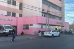 Hombre enfurece y golpea a su bebé en clínica del IMSS en Monterrey