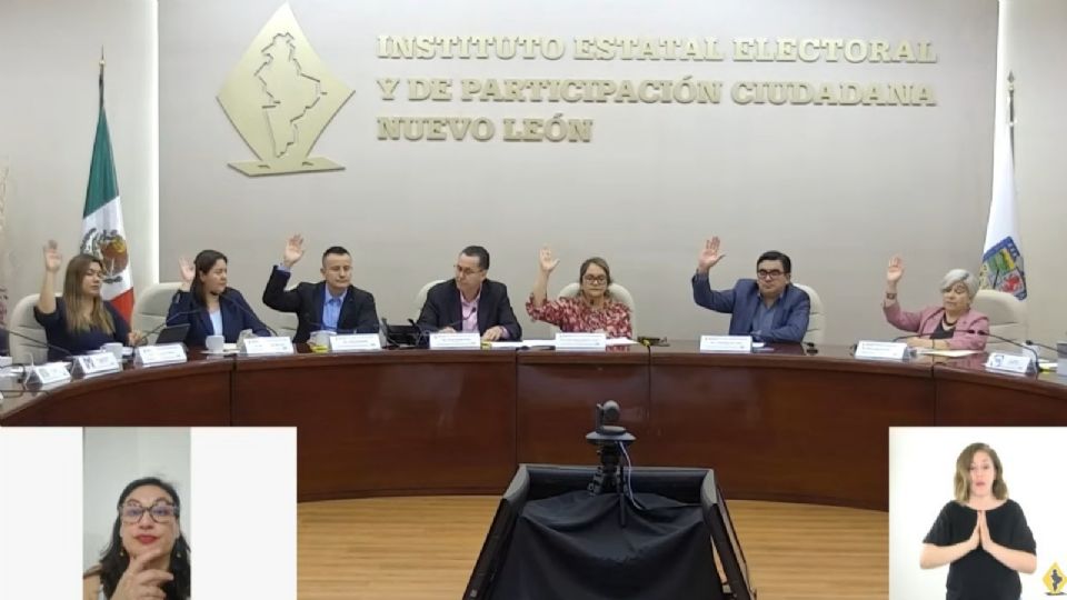 Sesión del Instituto Estatal y de Participación Ciudadana de Nuevo León.