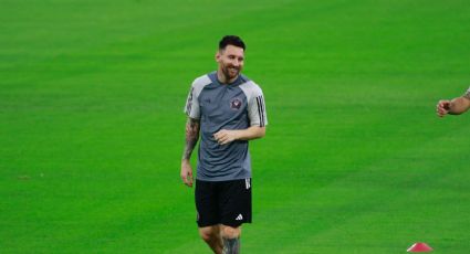 Messi entrena en el Estadio BBVA