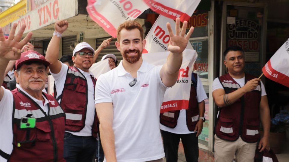 Mauricio Cantú recorre calles de Monterrey