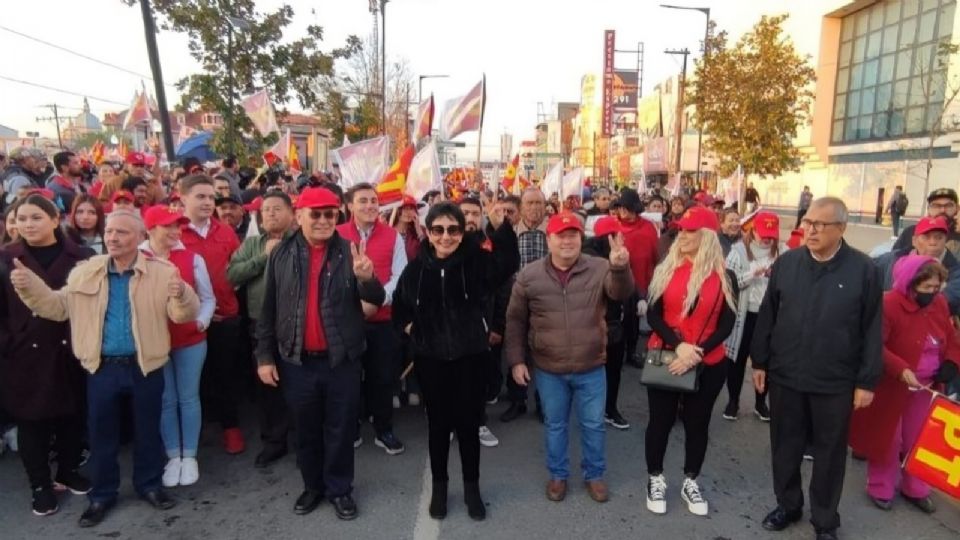 Militantes del PT en Nuevo León.