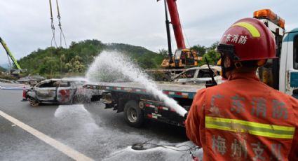 Mueren al menos 24 personas en derrumbe de autopista en China