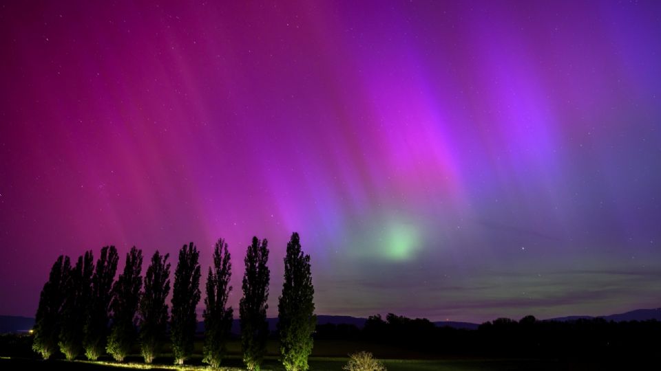 Aurora boreal en el Suiza, 10 de mayo de 2024.