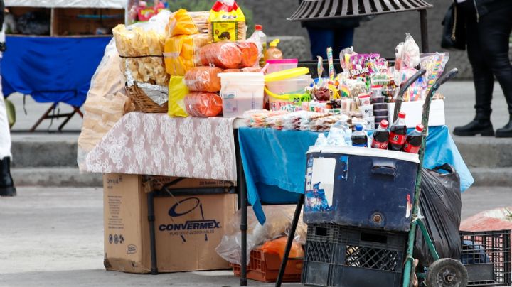 Emprenden batalla jurídica puesteros de la Macroplaza
