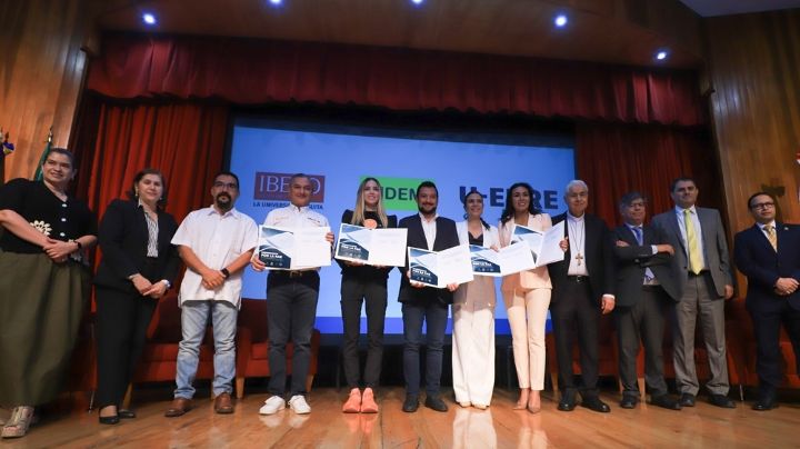 Candidatos firman compromiso por la paz en Nuevo León