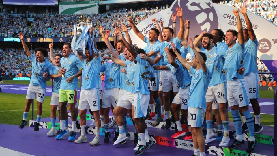 Manchester City gana la Premier League por cuarto año consecutivo.