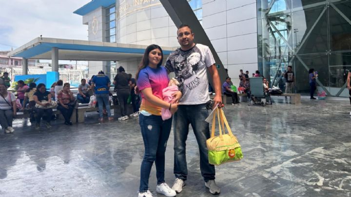Dan de alta a Beila, una de las siamesas que nació en el Hospital Materno Infantil