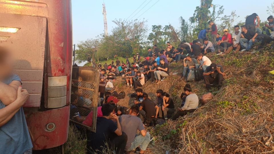 Migrantes rescatados en Veracruz | X / @INAMI_mx