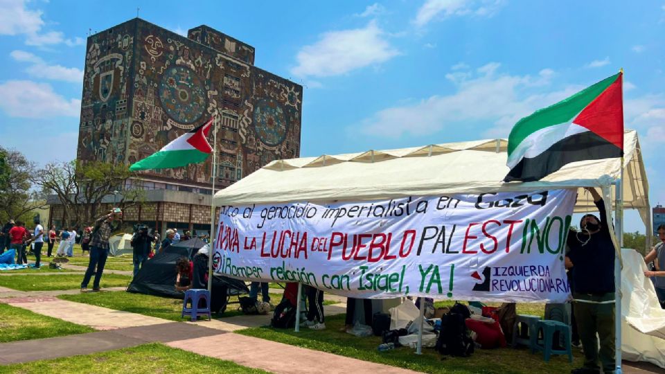 Campamento en la UNAM.