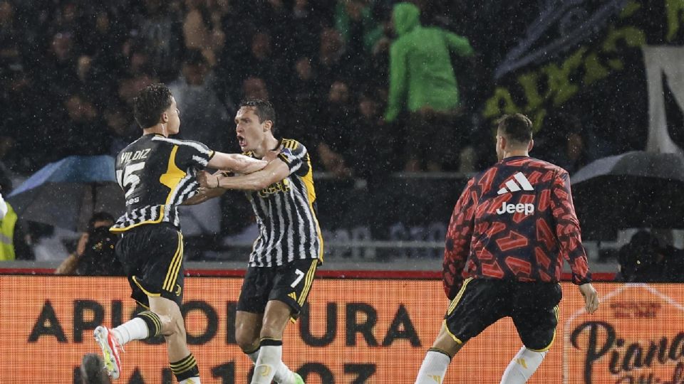 Juventus amargó la fiesta al Bolonia tras empatar 3-3 con tres goles en los últimos quince minutos.