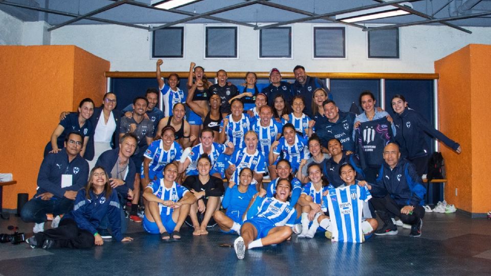 El equipo de Rayadas celebra en el vestuario del Estadio Hidalgo el pase a la Final del Clausura 2024